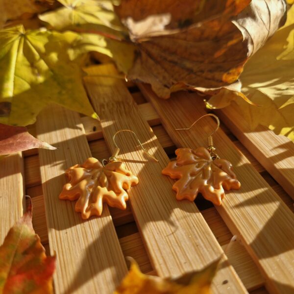 Kolczyki liście jesienne